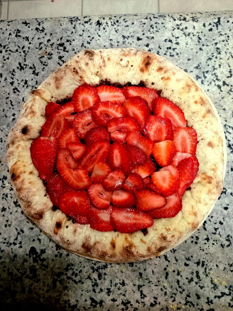 Pizza doce Morango com Chocolate